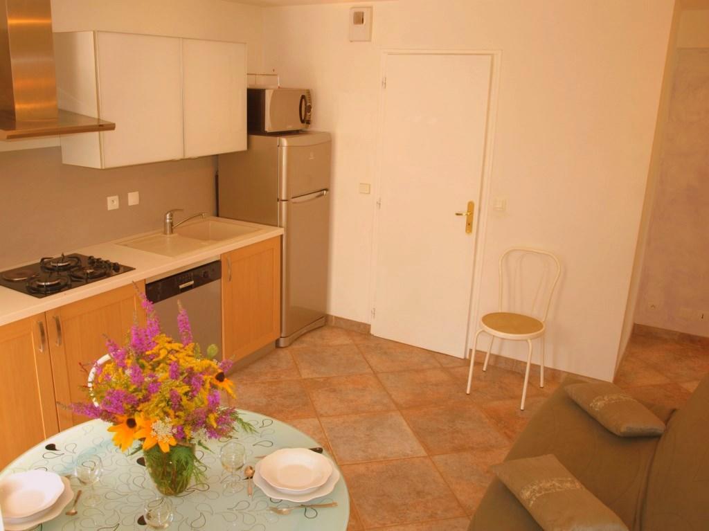 Les Platanes Apartment