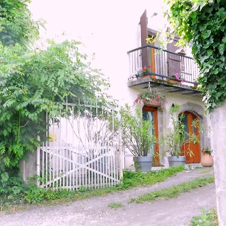 Gîte les Platanes Sainte-Helene-du-Lac Extérieur photo